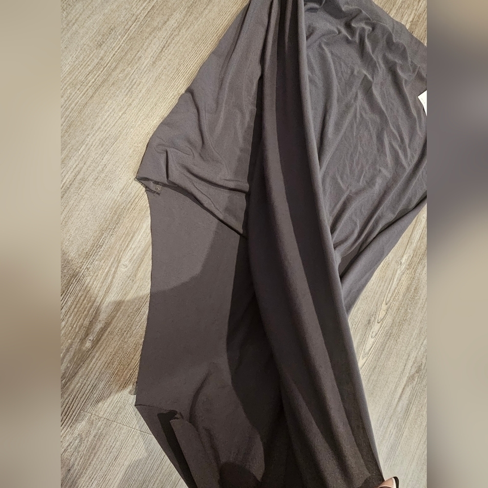 Size Large | Charlotte Russe Asymmetrical  Gray Skirt - Picture 3 of 4